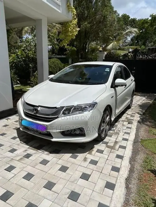 Honda Grace Ex 2017