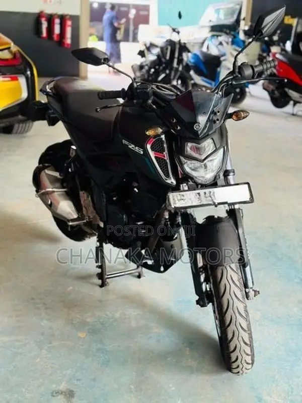 Yamaha FZS V3 Blue Matt 2019