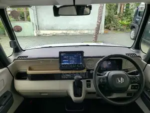 Honda N-Box 2024