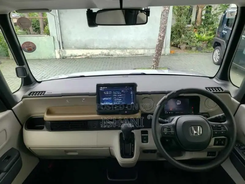 Honda N-Box 2024