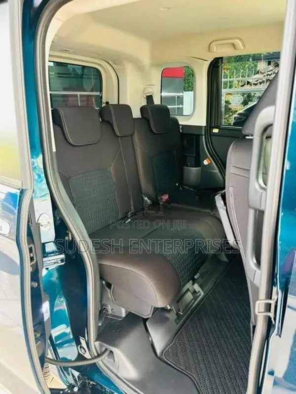 Toyota Roomy GT TURBO 2024