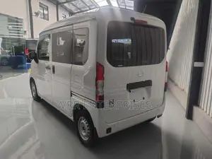 Honda N-Van 2024