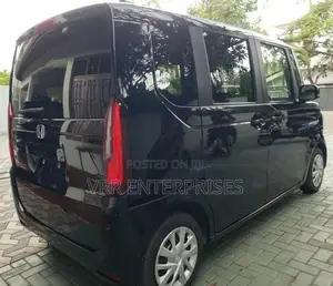 Honda N-Box 2024