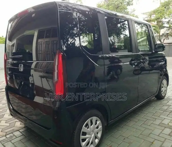 Honda N-Box 2024