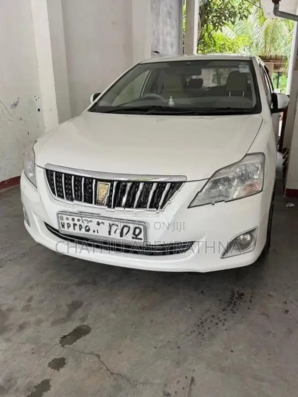 Toyota Premio G Superior 2013