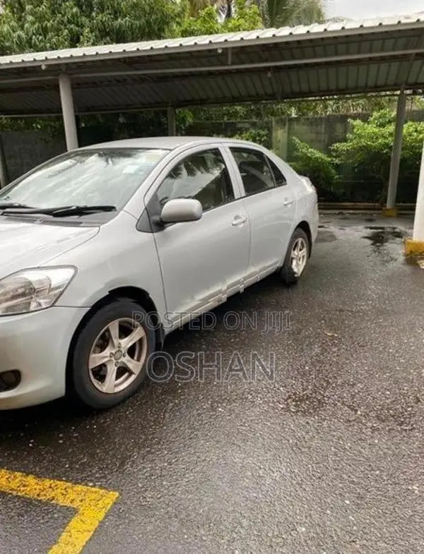 Toyota Yaris 2006