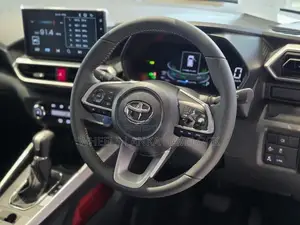 Toyota Raize Z Hybrid BSM 2026