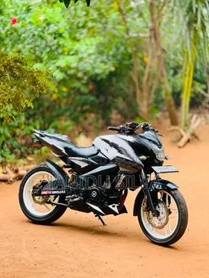 Bajaj Pulsar NS200 2012
