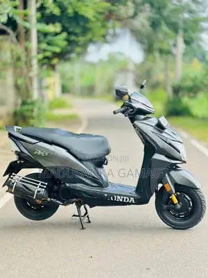 Honda Dio 2018