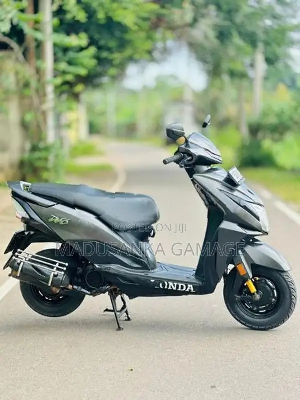 Honda Dio 2018