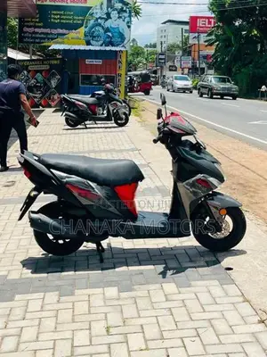 Yamaha Ray ZR 2018