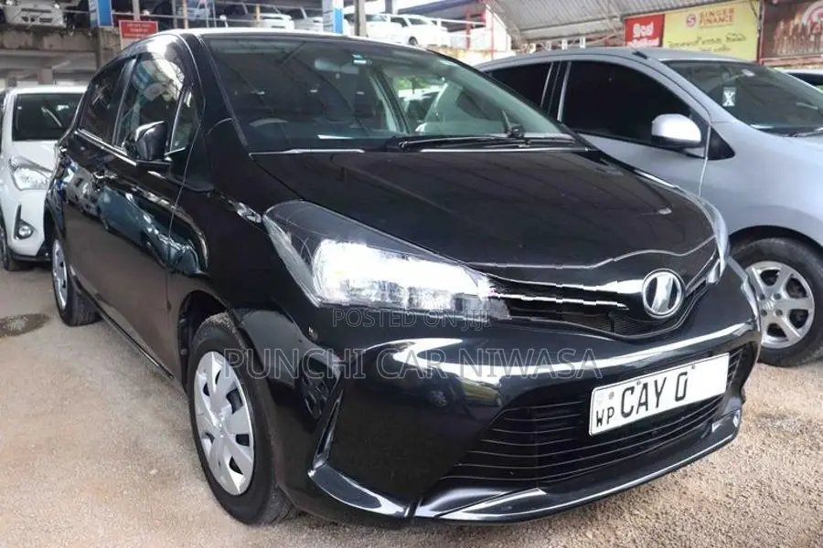 Toyota Vitz 2016