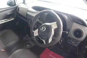 Toyota Vitz 2016