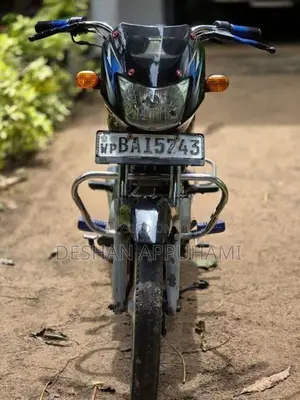 Bajaj CT100 2014