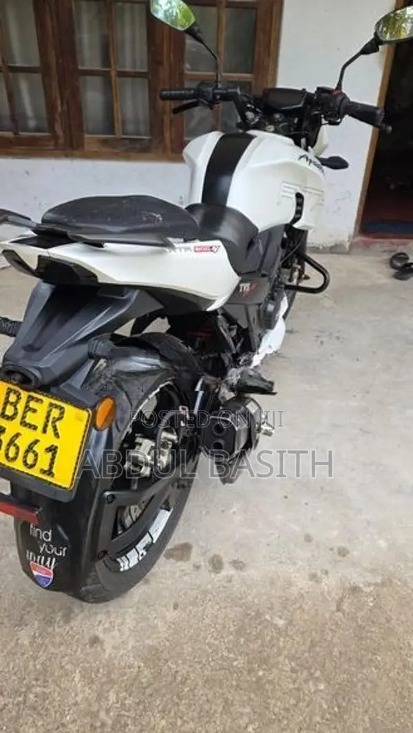TVS Apache 200 RTR 2016