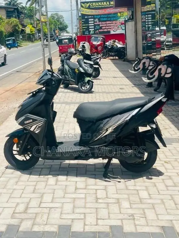 Yamaha Ray ZR 2018