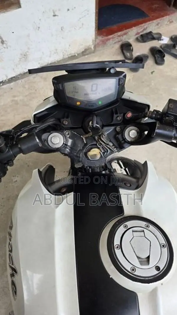TVS Apache 200 RTR 2016
