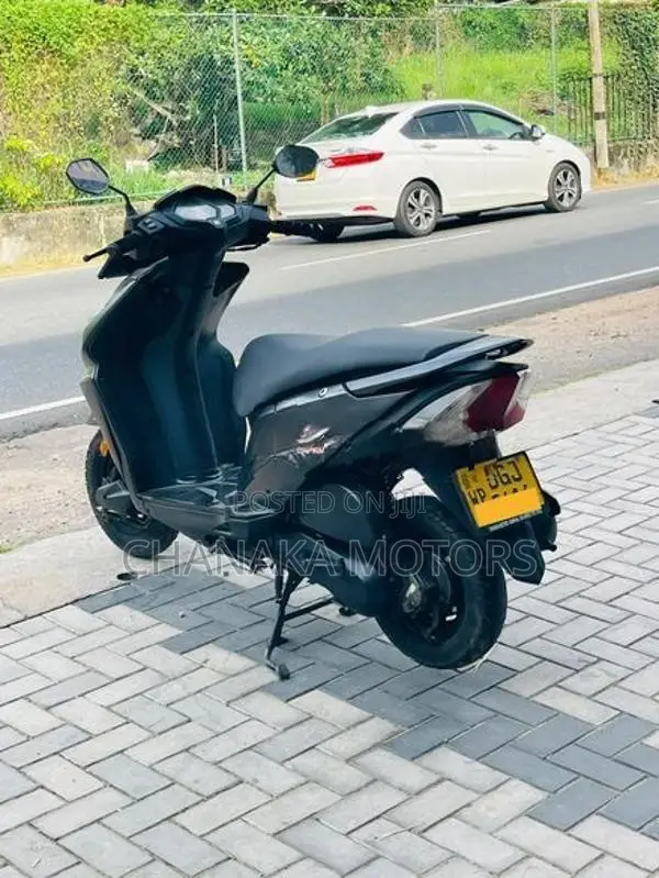 Honda Dio 2018