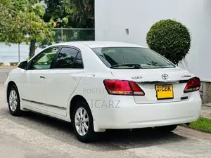 Toyota Premio G Superior NZT 260 2019