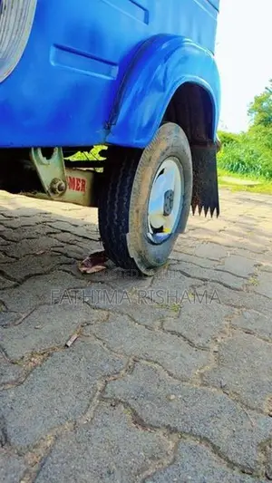Bajaj RE 1999
