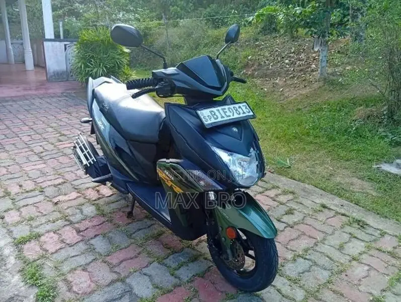 Yamaha Ray ZR Army Green 2019