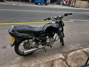 Bajaj Caliber 2008