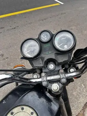 Bajaj Caliber 2008