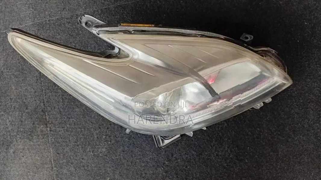 Toyota Prius 30 Head Lights