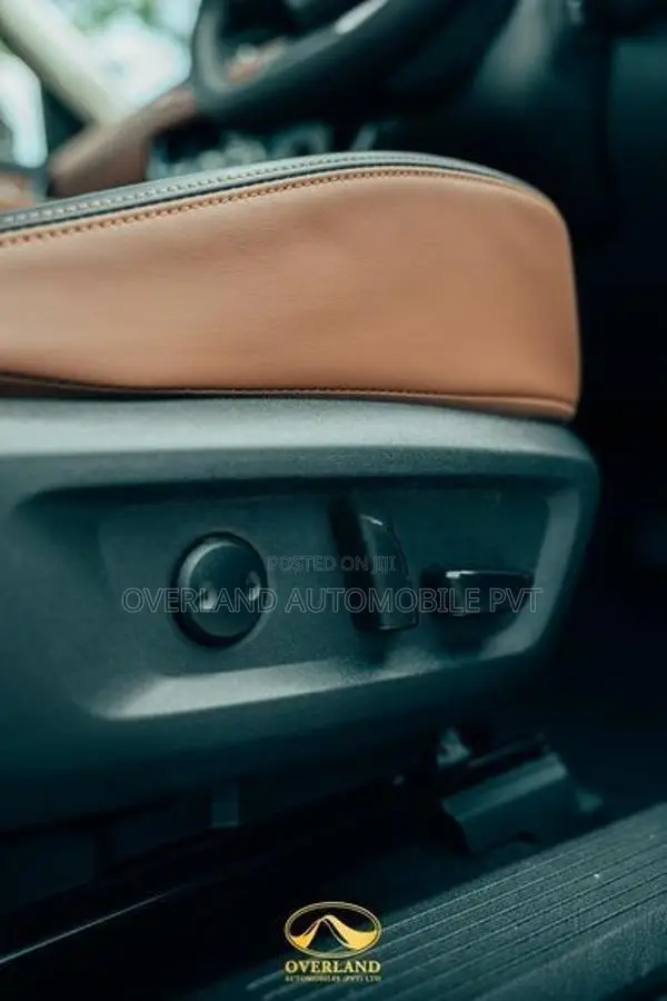 Nissan X-Trail G 2WD Sunroof & Bose 2026