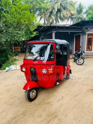 Bajaj RE 2013