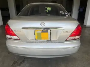 Nissan Sunny 2008
