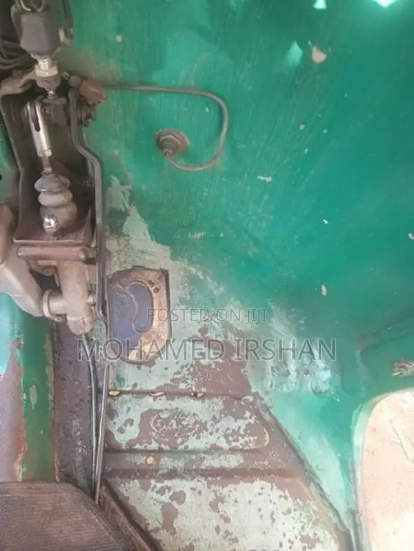 Bajaj RE 2006