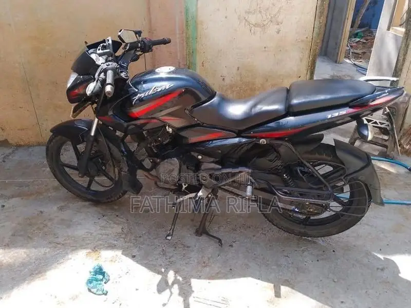 Bajaj Pulsar 135 2016