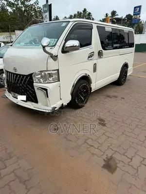 Toyota KDH GL Van 2007