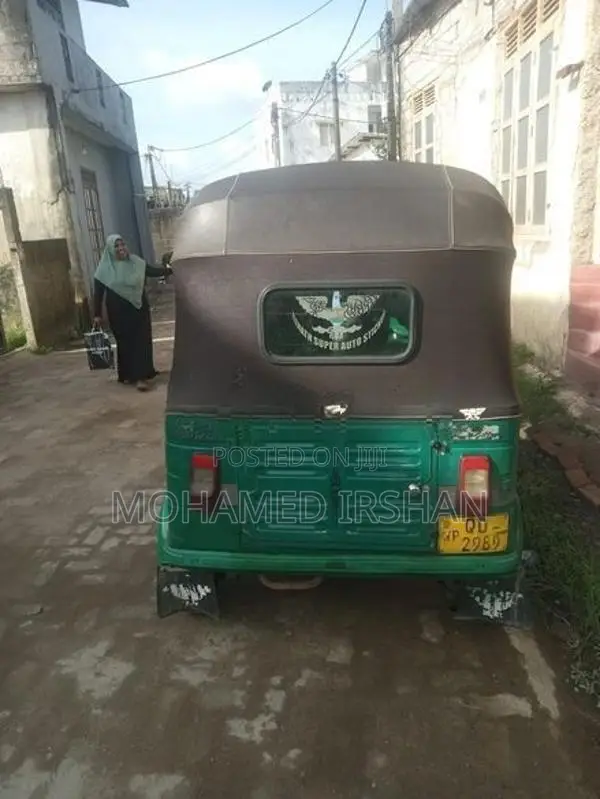 Bajaj RE 2006