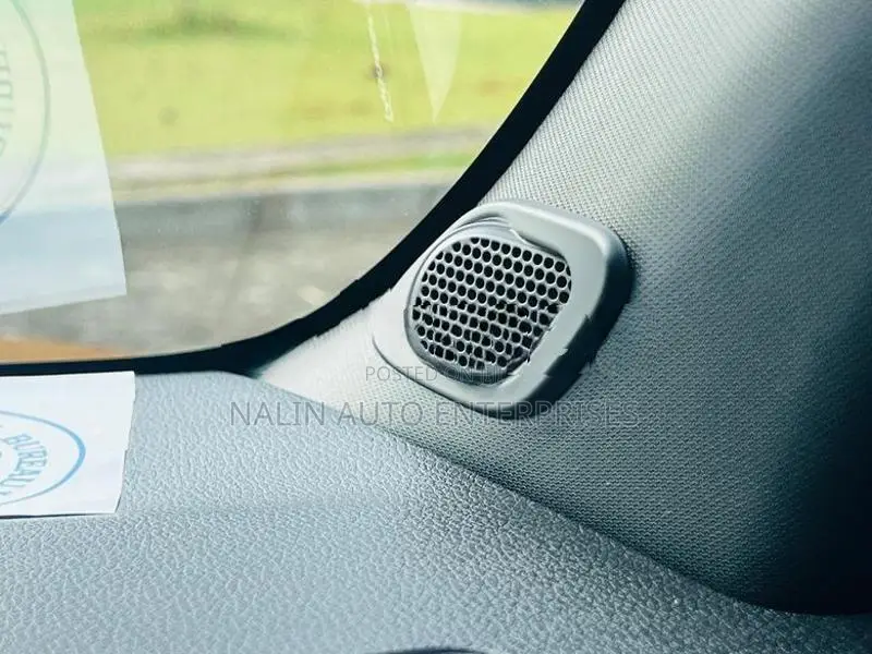 Toyota Yaris Ativ GR Sport 2025