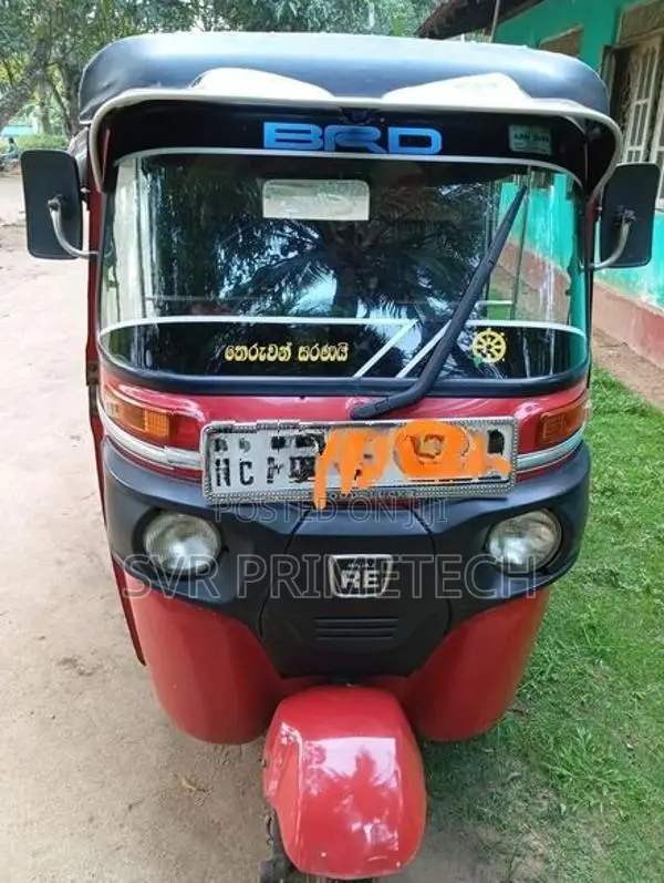 Bajaj RE 2016
