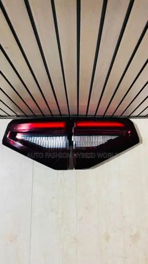 TOYOTA RAIZE DICKY DOOR GARNISH LIGHT SET