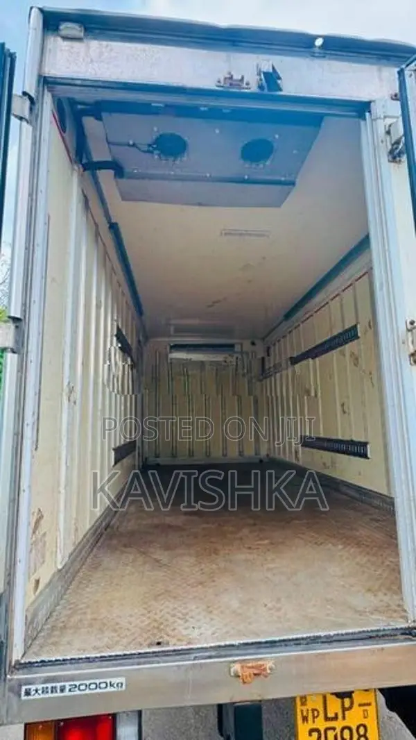 Isuzu NRP85 Lorry 2015