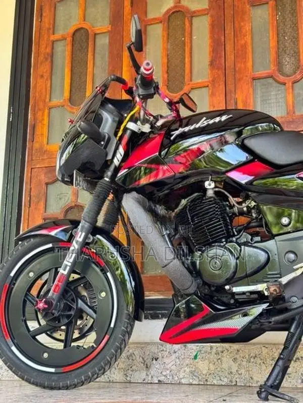 Bajaj Pulsar 180 2006