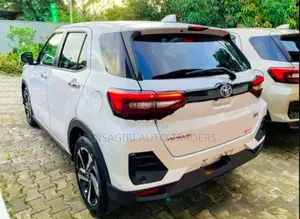 Toyota Raize Z Hybrid 2023