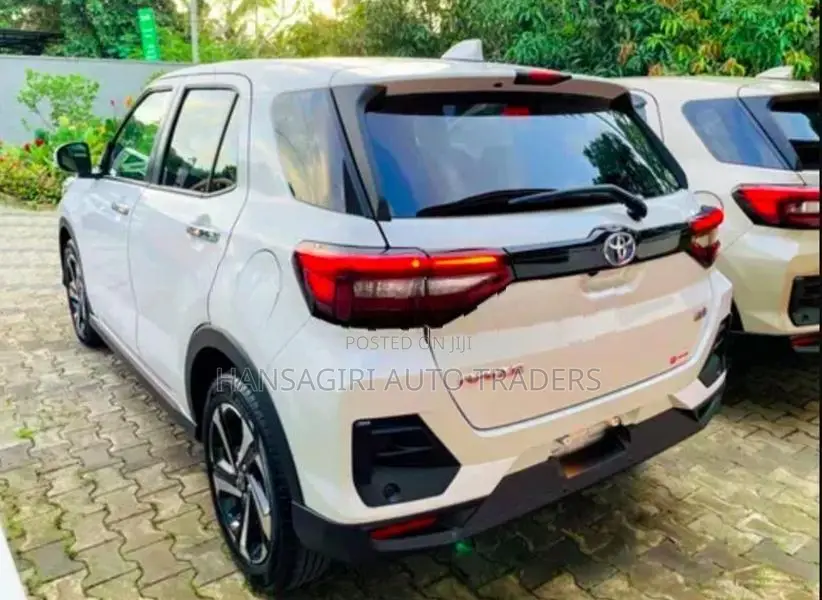 Toyota Raize Z Hybrid 2023