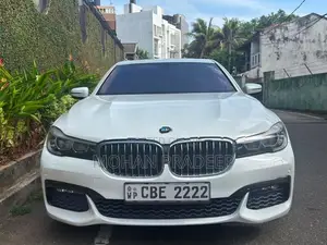 BMW 740e 2018