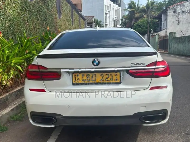 BMW 740e 2018