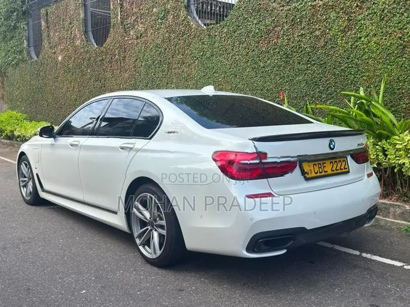 BMW 740e 2018