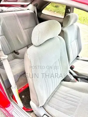Nissan Sunny FB14 1995