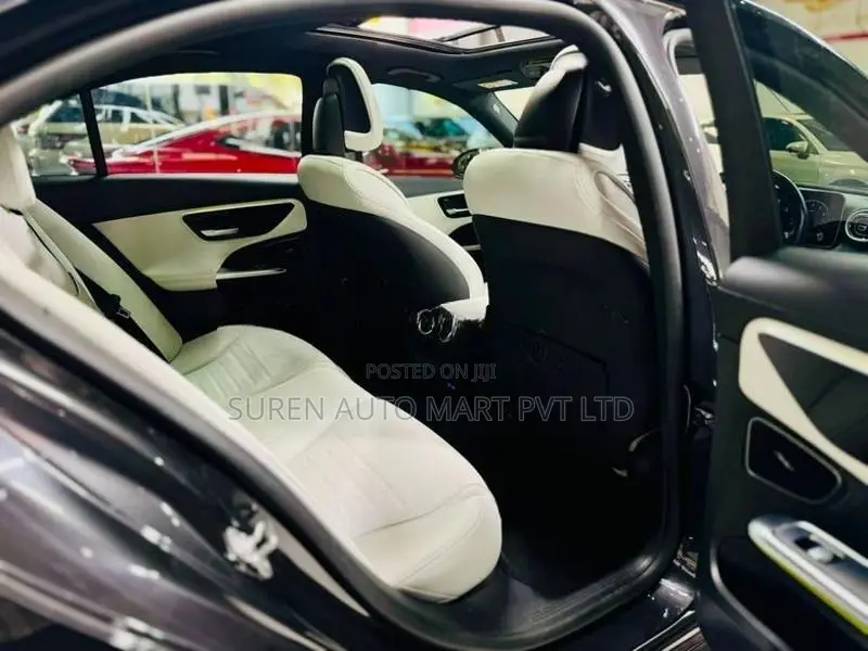 Mercedes Benz C200 AMG Premium+ UK Spec 2025
