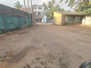 මාතර ප්‍රධාන පාරට මුහුණලා ඉඩමක් බදු දීමට Land Rent in Matara