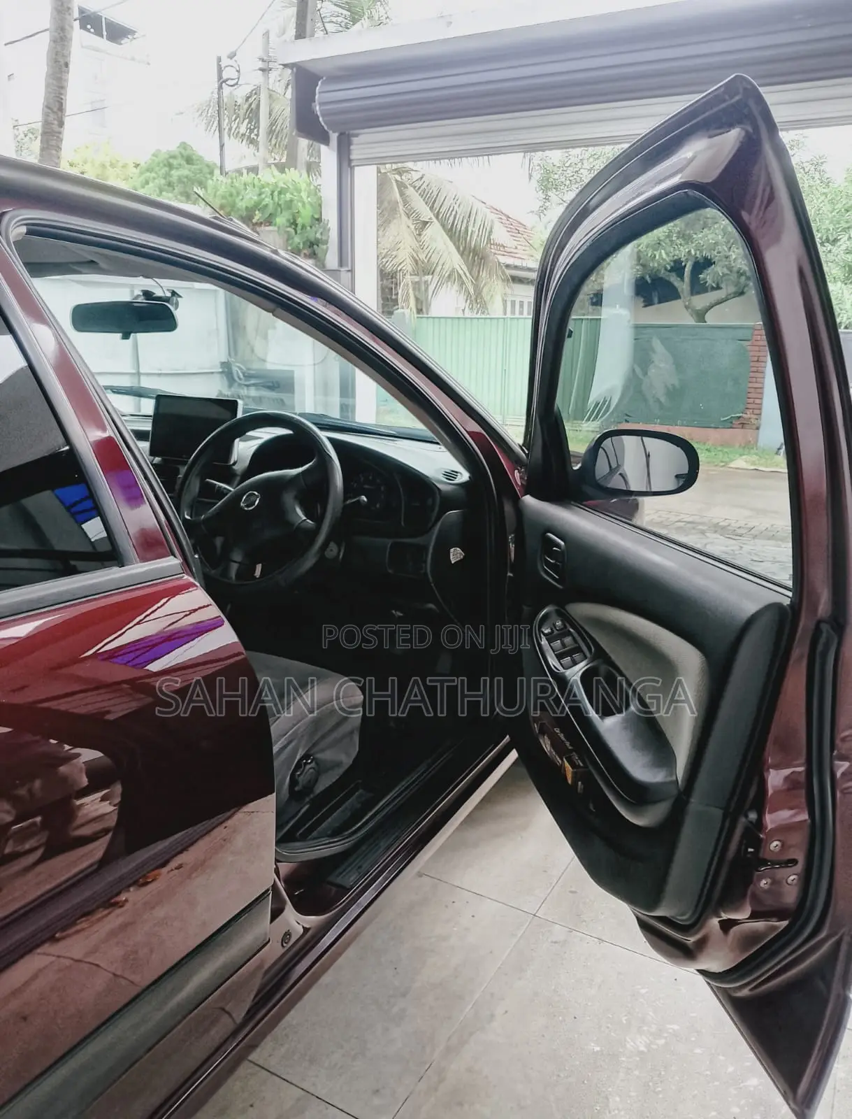 Nissan Sunny 2003 Maroon