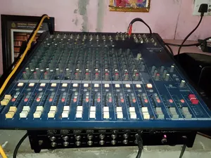 Yamaha Mixer